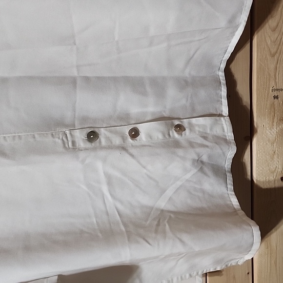 Soft Surroundings High Low Button Down Shirt Size Medium - Picture 3 of 6